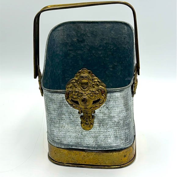 Vintage Metal Coal Bucket - Picture 1 of 13